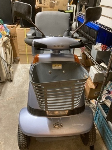 売れました。セニアカー スズキ四輪 中古 近郊配達します。