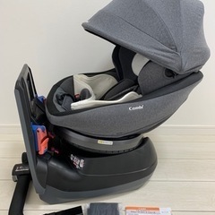 また大幅値下げ！べべコンフォートのチャイルドシート&ベースです⭐️