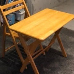 綺麗　折り畳み　テーブル(机)椅子セット