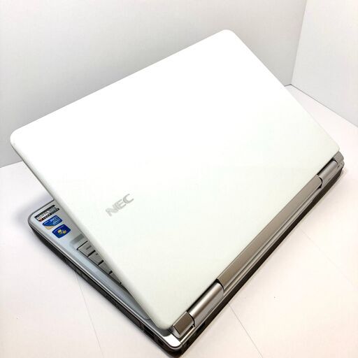 【美品 白】SSDで快適動作✨初心者でもすぐ使えるノートパソコン✨ 爆速SSD】初心者向け/すぐ使える！初期設定済み♪ノートパソコン✨白