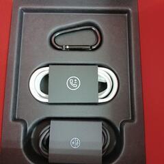 美品Beats Solo3 Wireless シルバー　オンイヤーヘッドフォン