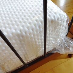 新品・未使用品　テンピュール　セミダブルマットレス　オリジナル25
