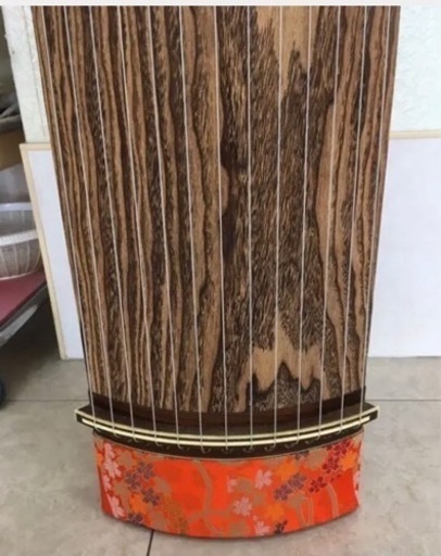 新福山筝 全長140cm 美品 ほぼ未使用 和楽器 琴 箏 ⭐️お琴 ほぼ未使用の美品 ⭐️ 新福山筝 全長140cm 美