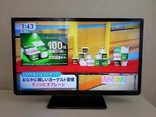 液晶テレビ\n東芝REGZA\n32型(2014年)\nリモコン、ケーブル、BーCASカード、説明書あり