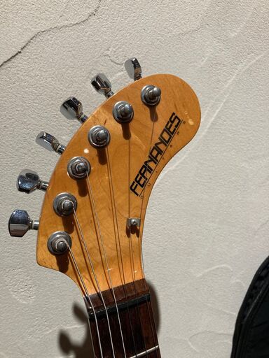 【アンプ内蔵ギター】フェルナンデス　ZO-3（芸達者）中古　引き取り限定価格！
