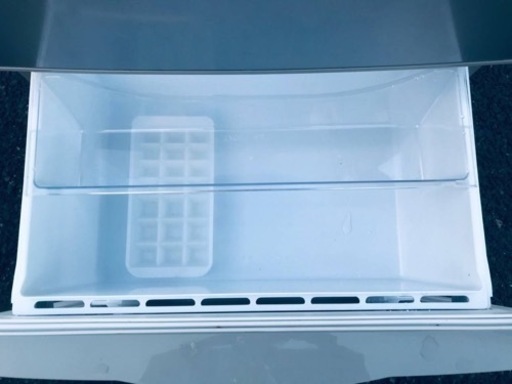 ET179番⭐️SANYOノンフロン冷凍冷蔵庫⭐️