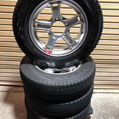 ＜ヨコハマ＞　スタッドレスタイヤ　175/80R16 ホイール付き！