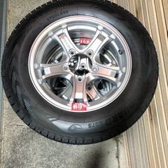 ＜ヨコハマ＞　スタッドレスタイヤ　175/80R16 ホイール付き！