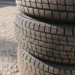 235/70-16 スタッドレスタイヤ、ホイールセット