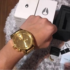 ニクソン　ゴールド　腕時計！
