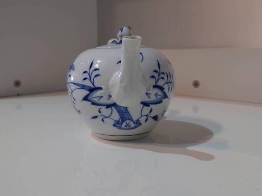 MEISSEN／マイセン　ブルーオニオン　ティーポット　リサイクルショップ札幌　買取本舗　西野店