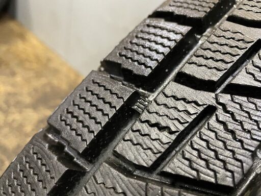 走行短め DUNLOP WINTER MAXX SJ8 225/65R17 17インチ スタッドレス 4 