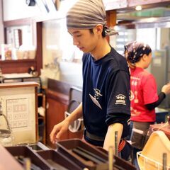 未経験でも月給28万円スタート♪老舗ラーメン店の店長候補