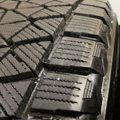 BS BLIZZAK DM-V2 225/60R18 18インチ スタッドレス 4本 2018年製 バリ溝