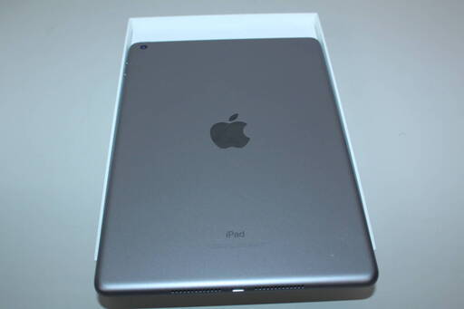 Apple iPad 第5世代　スペースグレー Wi-Fiモデル iPad Air Wi-Fi + Cellular 256GB - スペースグレイ（第5世代