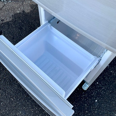 札幌市内配送無料 3ヶ月保証 美品 2019年製 シャープ 2ドア