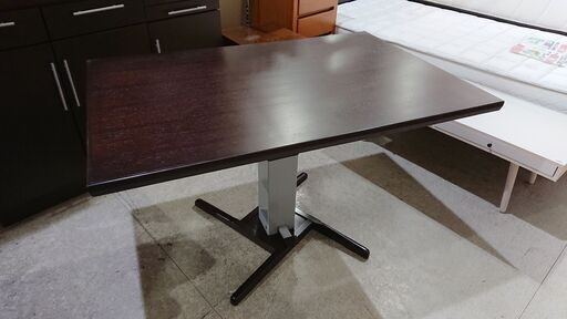 シギヤマ家具｜ガス圧式昇降テーブル｜昇降式テーブル