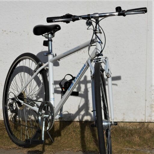 アストロイア 700X28C クロスバイク LEDオートライト 2020年モデル アストロイア 700X28C クロスバイク LEDオートライト 2020年モデル