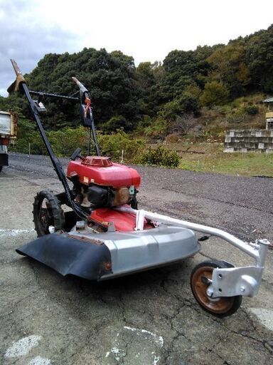 草刈り機 自走式！！ 実働！！ ホンダLIM2460 広い敷地の草刈り作業に