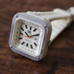 スイスの腕時計　FHB（エフエイチビー）