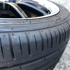 エスカーダ　18インチ　7.5j pcd114.3