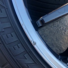 エスカーダ　18インチ　7.5j pcd114.3