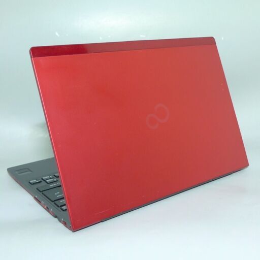 日本製 超軽量 薄型 赤色 ノートパソコン 中古美品 13.3型 富士通