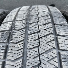 バリ山　BRIDGESTONE VRX2 215/60R17 スタッドレス  タイヤ　2018年製