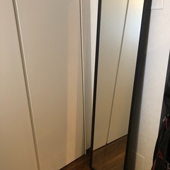 IKEA姿見(幅40cm、高さ160cm、奥行5cm)