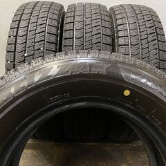 走行短め BS BLIZZAK VRX2 185/70R14 14インチ スタッドレス 4本 2017年製 カローラアクシオ フリード アリオン等　(VTI426) クレジットカード QRコード決済可能
