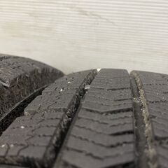 走行短め BS BLIZZAK VRX2 185/70R14 14インチ スタッドレス 4本 2017年製 カローラアクシオ フリード アリオン等　(VTI426) クレジットカード QRコード決済可能