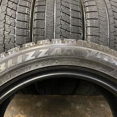 BS BLIZZAK VRX 215/50R17 17インチ スタッドレス 4本 ウィッシュ リーフ エクシーガ レヴォーグ VOLVO/S60/V60等　(TH496)クレジットカード QRコード決済可能