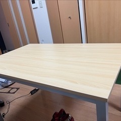 【無料】ニトリ長方形テーブル　(約)横幅120 縦幅75 高さ70