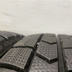 DUNLOP WINTER MAXX WM02 205/55R16 16インチ スタッドレス 4本 バリ溝 アベンシスワゴン カローラ ヴォクシー等　(TH498) クレジットカード QRコード決済可能