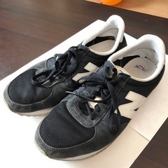 NB ニューバランス 黒 26.5cm