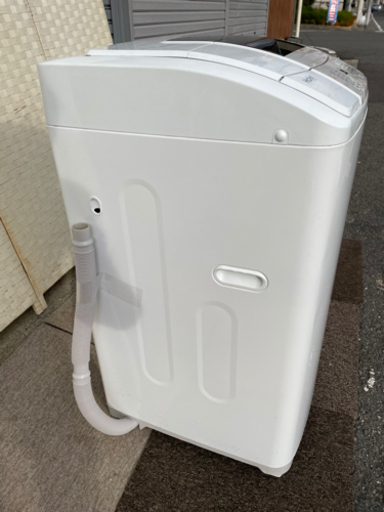 大阪付近配達設置無料2015年製洗濯機‼️