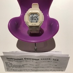 デジタル腕時計