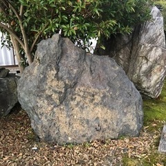 庭石  大小多数あります。