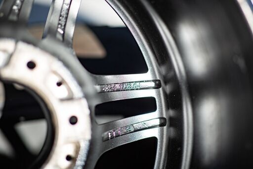 良品】JAOS VICTRON ASTELLA CM-02 17x8J+25 6穴139.7 4本 【公式通販】