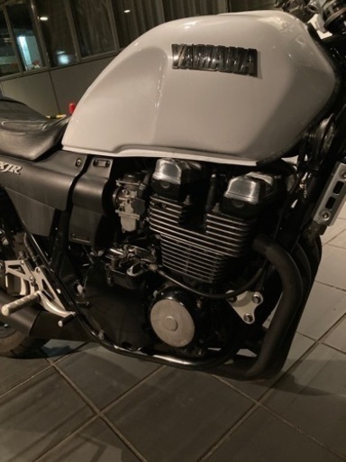 ヤマハ　xjr400r 4hm 2000年最終型　車検有即乗り可