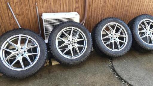 275/50R20ヨコハマ スタッドレス 使用1000キロ未満ほぼ
