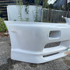 R34 スカイライン フロントバンパー URAS