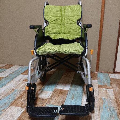 介助式車椅子 車椅子