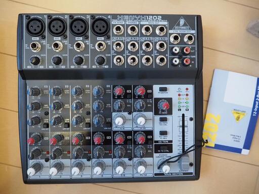 12chステレオミキサー、ファントム付　XENYX1202