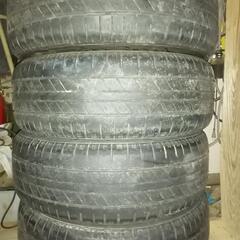 215/60R17