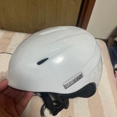 【ネット決済・配送可】ヘルメット　白　断捨離します！！