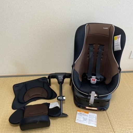 回転式　チャイルドシート　コンビ　Combi