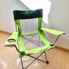 【お取引中】アウトドア、キャンプに 折り畳み椅子 グリーン