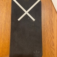 adidas iPhone X ケース