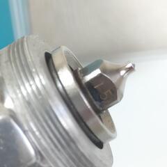 岩田スプレーガン W-88 口径1.5 重力式カップ付 フタ新品　iwata